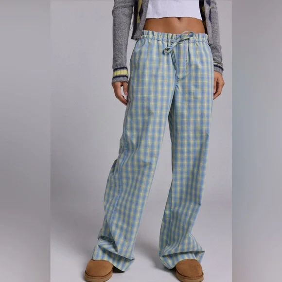 Kimchi Blue Millie Poplin Straight Leg Pant - Picture 2 of 5